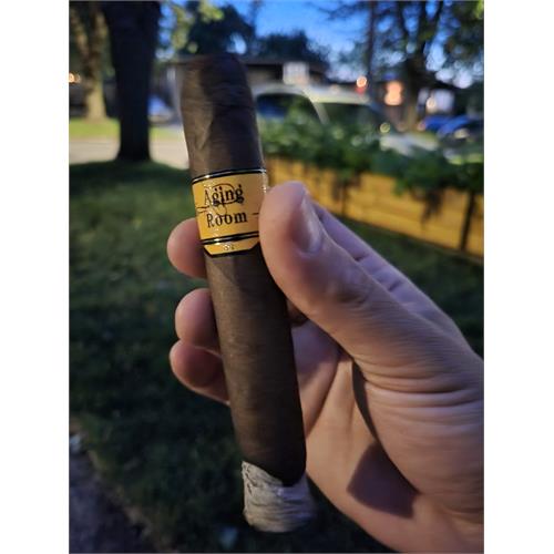 Aging Room Solera Sun Grown Fanfare 6 1/8 * 57