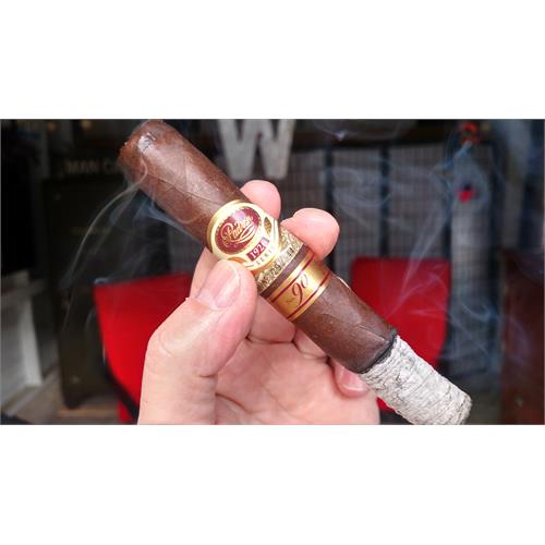 Padron 1926 Serie No. 90 Tubo Maduro 5 1/2 * 52