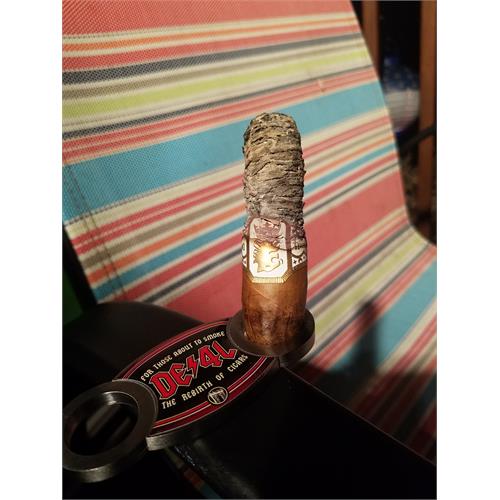 Liga Undercrown Connecticut Shade Flying Pig 4  * 60