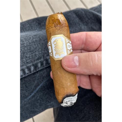 Liga Undercrown Connecticut Shade Flying Pig 4  * 60