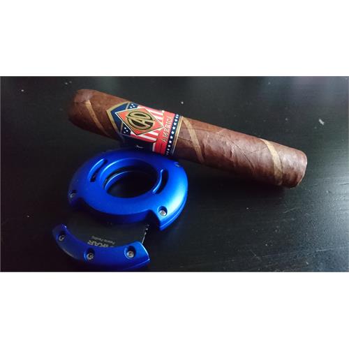 XIKAR XO Double Guillotine Cutter