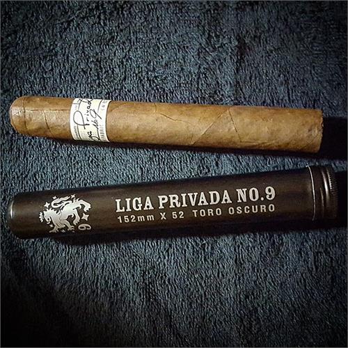 Liga Privada No. 9 Tubo 6  * 52