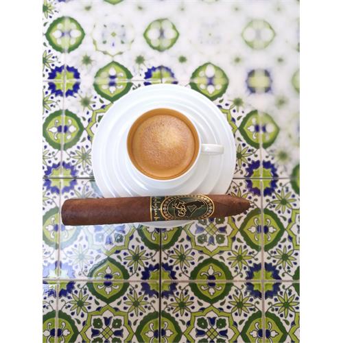 La Flor Dominicana Andalusian Bull 6 1/2 * 64