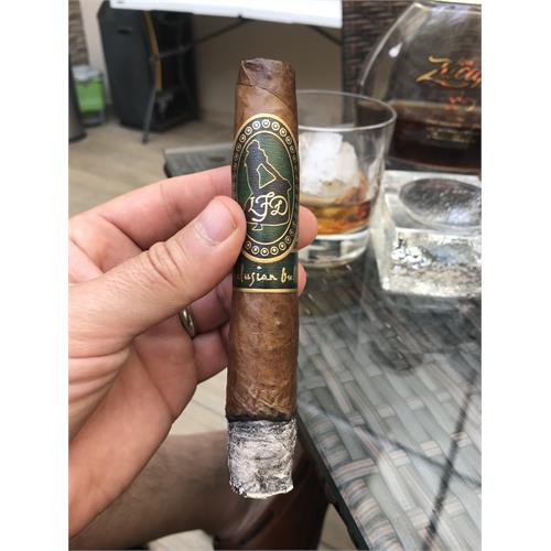 La Flor Dominicana Andalusian Bull 6 1/2 * 64