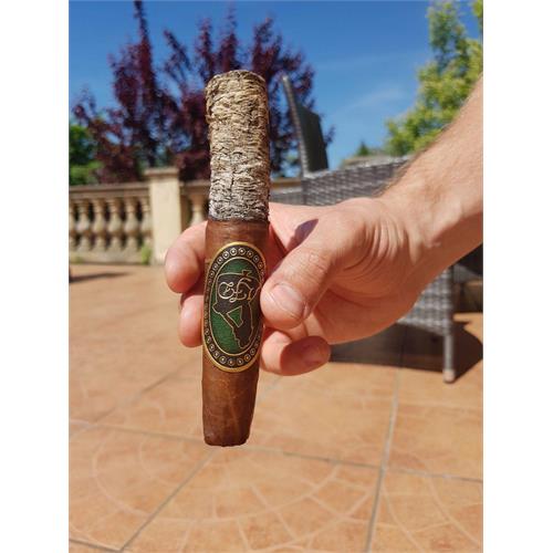 La Flor Dominicana Andalusian Bull 6 1/2 * 64