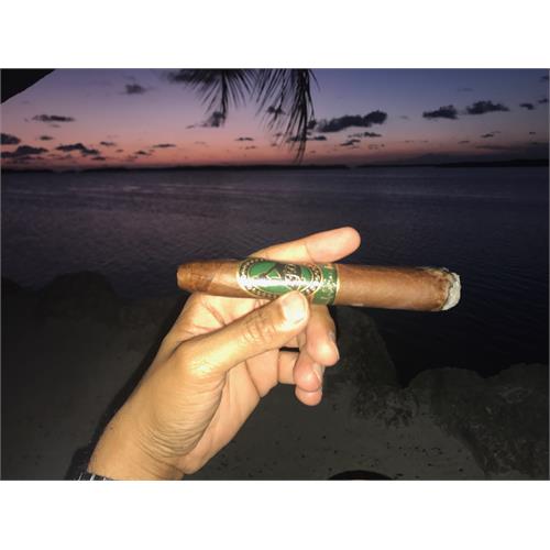 La Flor Dominicana Andalusian Bull 6 1/2 * 64