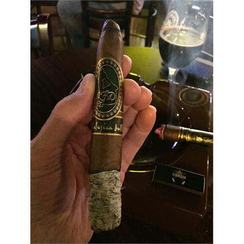 La Flor Dominicana Andalusian Bull 6 1/2 * 64