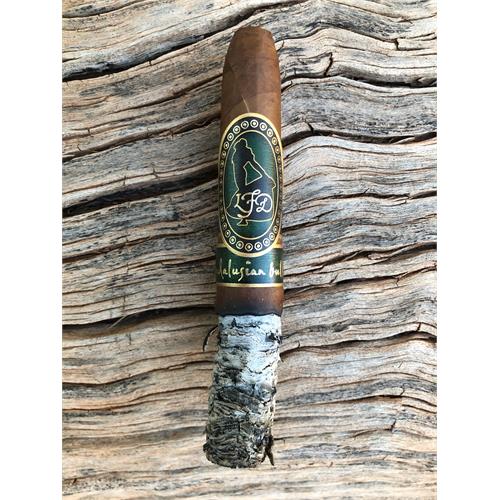 La Flor Dominicana Andalusian Bull 6 1/2 * 64