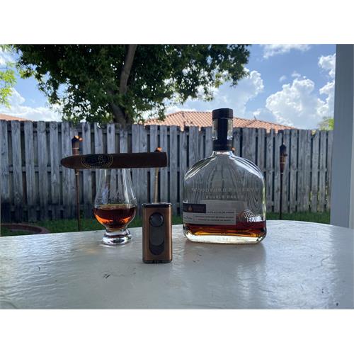 La Flor Dominicana Andalusian Bull 6 1/2 * 64