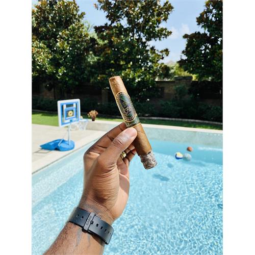 La Flor Dominicana Andalusian Bull 6 1/2 * 64