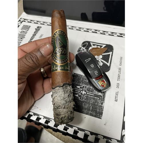 La Flor Dominicana Andalusian Bull 6 1/2 * 64