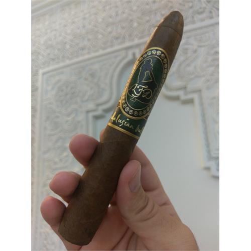 La Flor Dominicana Andalusian Bull 6 1/2 * 64