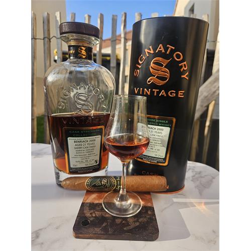 La Flor Dominicana Andalusian Bull 6 1/2 * 64