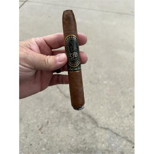 La Flor Dominicana Andalusian Bull 6 1/2 * 64