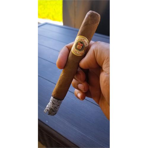 Arturo Fuente Casa Cuba Divine Inspiration 6 1/8 * 47
