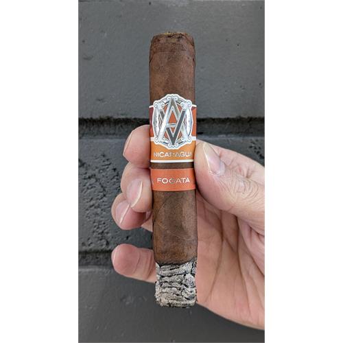 Avo Syncro Nicaragua Fogata Robusto 5  * 50