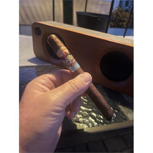 San Cristobal Quintessence Epicure 6  * 52