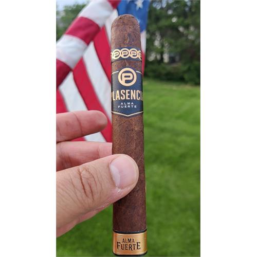 Plasencia Alma Fuerte Nestor IV Toro 6 1/4 * 54