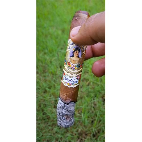 La Aroma de Cuba Noblesse Viceroy 6 1/8 * 52