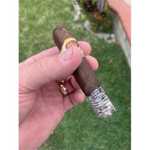 Padron 1926 Serie No. 35 Maduro 4  * 48