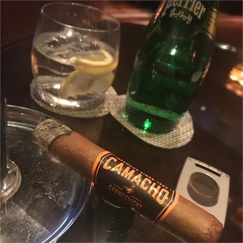 Camacho Connecticut BXP Robusto 5  * 50