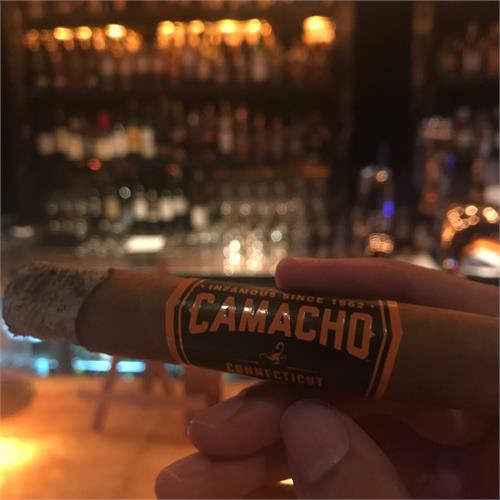 Camacho Connecticut BXP Robusto 5  * 50