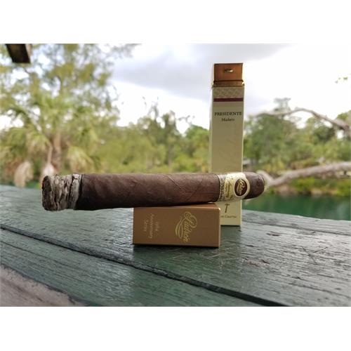 Padron 1964 Anniversary Presidente Maduro 6  * 50