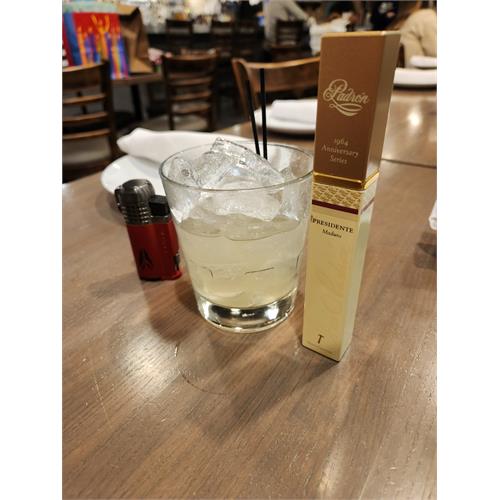 Padron 1964 Anniversary Presidente Maduro 6  * 50