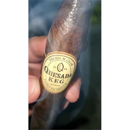 Quesada Keg Belicoso 6  * 54
