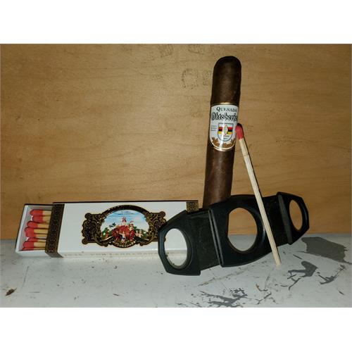 Quesada Oktoberfest Bavarian 3-Cigar Sampler