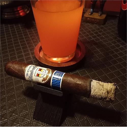 Quesada Oktoberfest Bavarian 3-Cigar Sampler