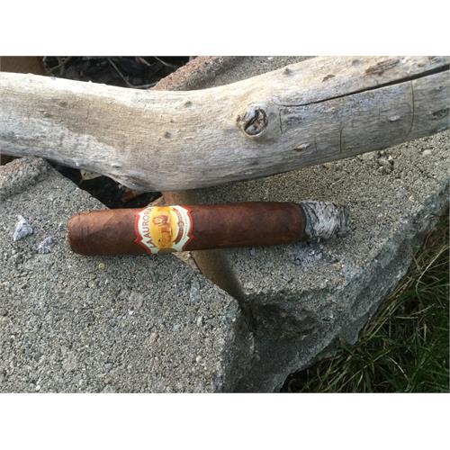 La Aurora 1962 Corojo Toro 5 3/4 * 54