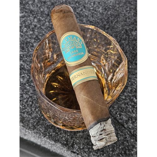 H. Upmann by AJ Fernandez Robusto 5  * 52