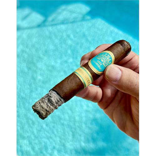 H. Upmann by AJ Fernandez Robusto 5  * 52