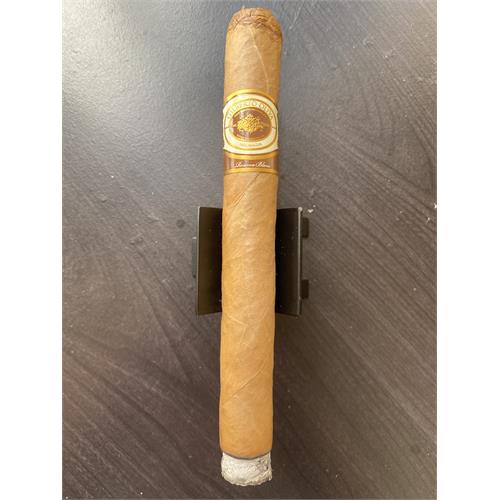 Gilberto Oliva Reserva Blanc Churchill 7  * 50