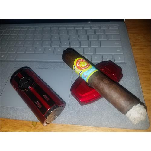 Punch Gran Puro Nicaragua Rancho 5 1/2 * 54