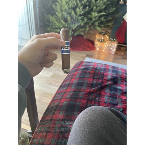 Cohiba Blue Toro 6  * 54