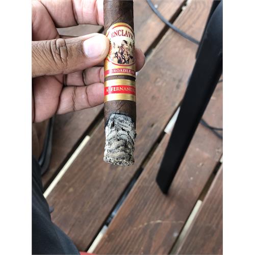 Enclave Broadleaf Robusto 5  * 52