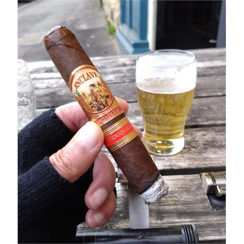 Enclave Broadleaf Robusto 5  * 52