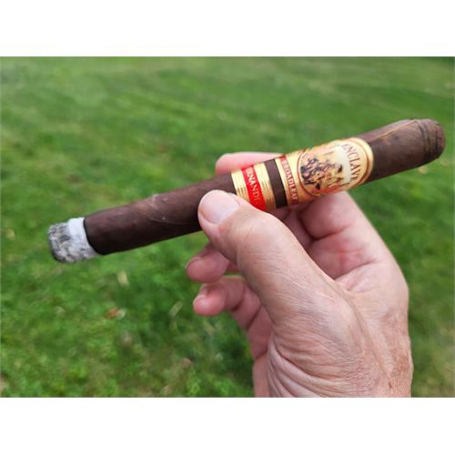 Enclave Broadleaf Churchill 7  * 52