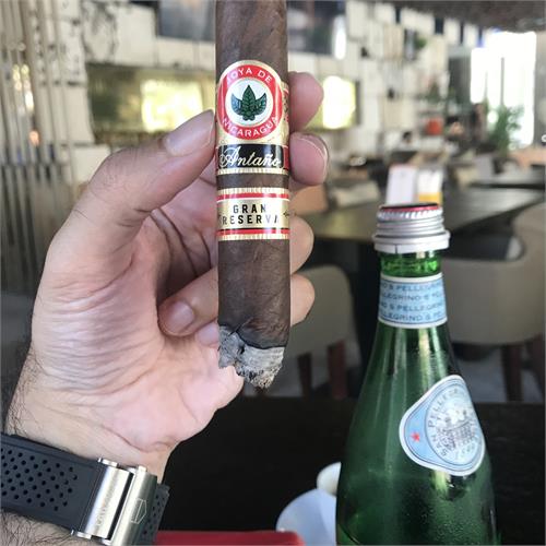 Joya de Nicaragua Antano Gran Reserva Robusto Grande 5 1/2 * 52