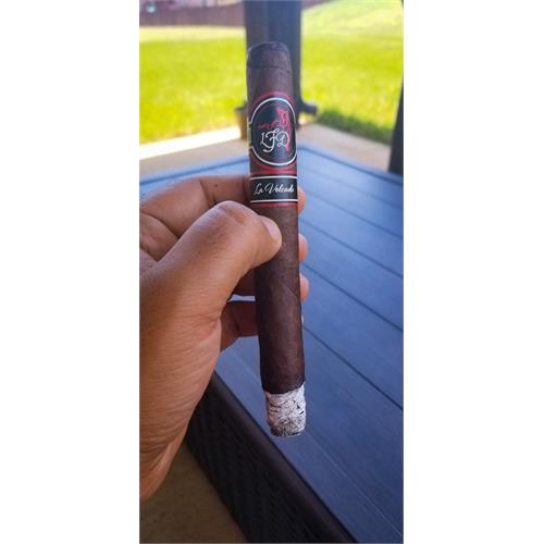 La Flor Dominicana La Volcada 7  * 48