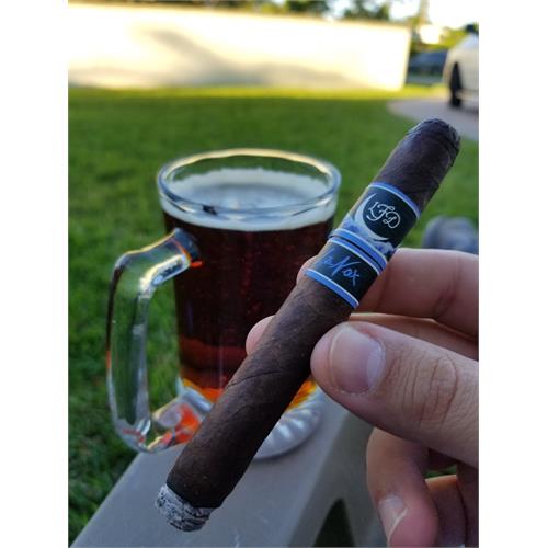 La Flor Dominicana La Nox Petite 5  * 40