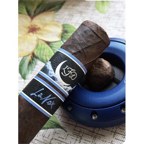 La Flor Dominicana La Nox Petite 5  * 40