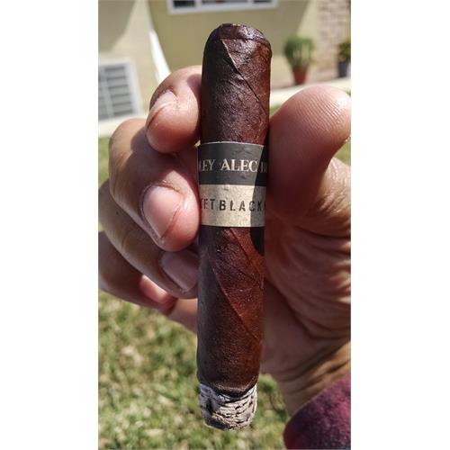 Alec Bradley Black Market Punk 4-Cigar Sampler