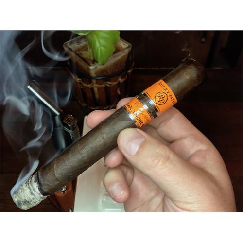Rocky Patel Vintage 2006 Toro 6 1/2 * 52