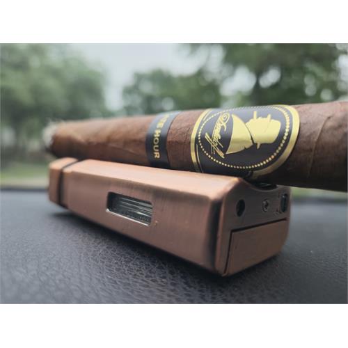 Davidoff Winston Churchill Late Hour Churchill 7  * 48