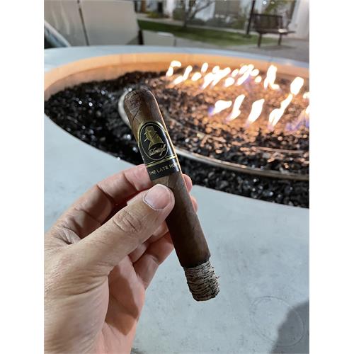 Davidoff Winston Churchill Late Hour Toro 6  * 54