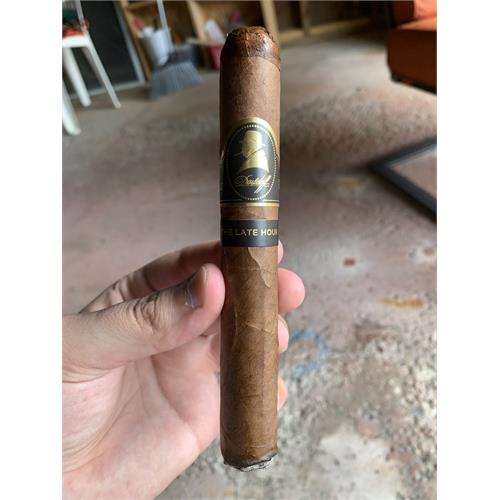 Davidoff Winston Churchill Late Hour Toro 6  * 54