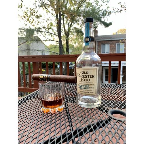 Davidoff Winston Churchill Late Hour Toro 6  * 54